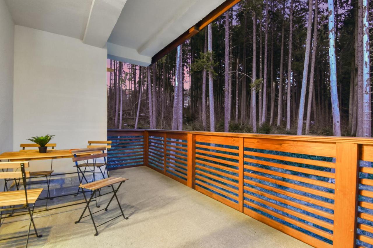 The Flower Clabucet Studio Predeal Exterior photo